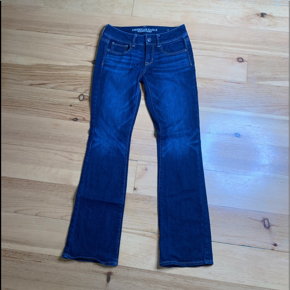 American eagle medium wash kick boot stretch jeans